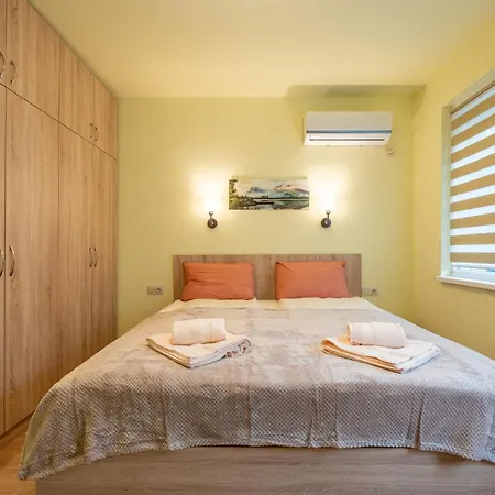 Location New&spacious 3 Bdr Medical Academy