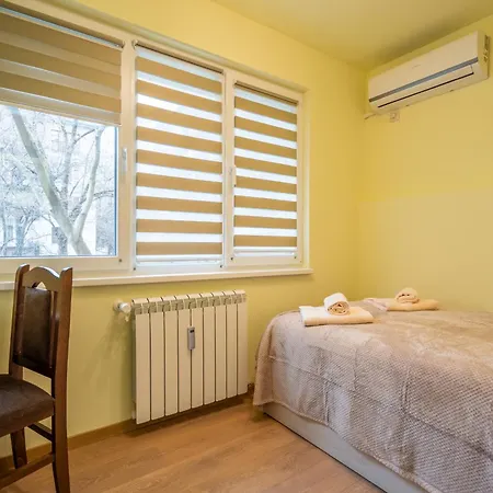 Location New & Spacious 3 Bdr Medical Academy