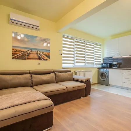 Apartamento Location New & Spacious 3 Bdr Medical Academy *