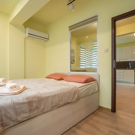 Апартаменты Location New & Spacious 3 Bdr Medical Academy *