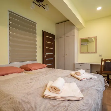 Location New & Spacious 3 Bdr Medical Academy