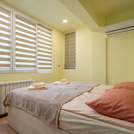 Apartman Location New & Spacious 3 Bdr Medical Academy