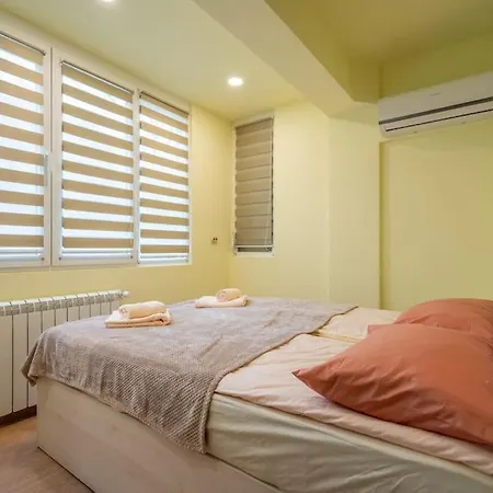 Location New & Spacious 3 Bdr Medical Academy