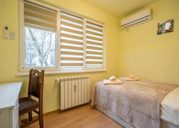 Location New & Spacious 3 Bdr Medical Academy