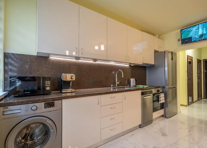 Appartamento Location New & Spacious 3 Bdr Medical Academy