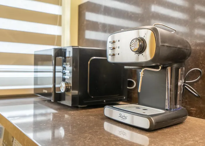 Appartamento Location New & Spacious 3 Bdr Medical Academy