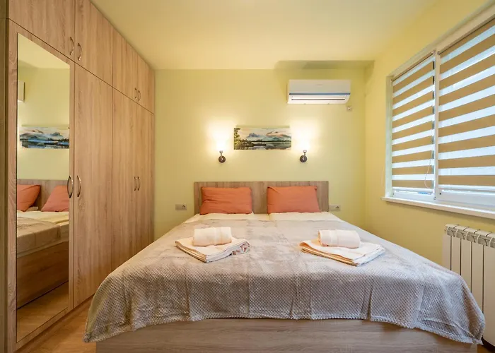 Location New & Spacious 3 Bdr Medical Academy