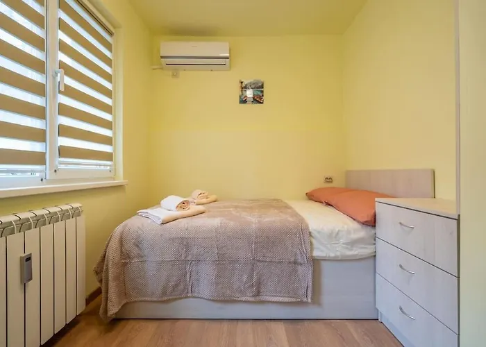 Appartamento Location New & Spacious 3 Bdr Medical Academy *